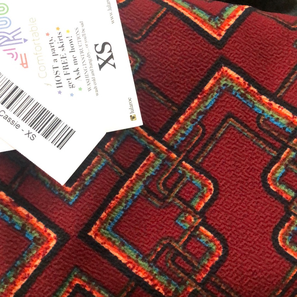 XS LuLaRoe Cassie skirt
